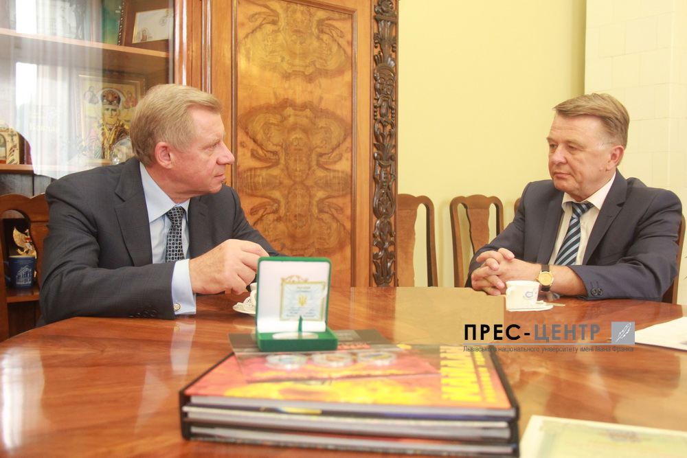 Ректор Університету Володимир Мельник зустрівся  зі заступником Голови Національного банку України