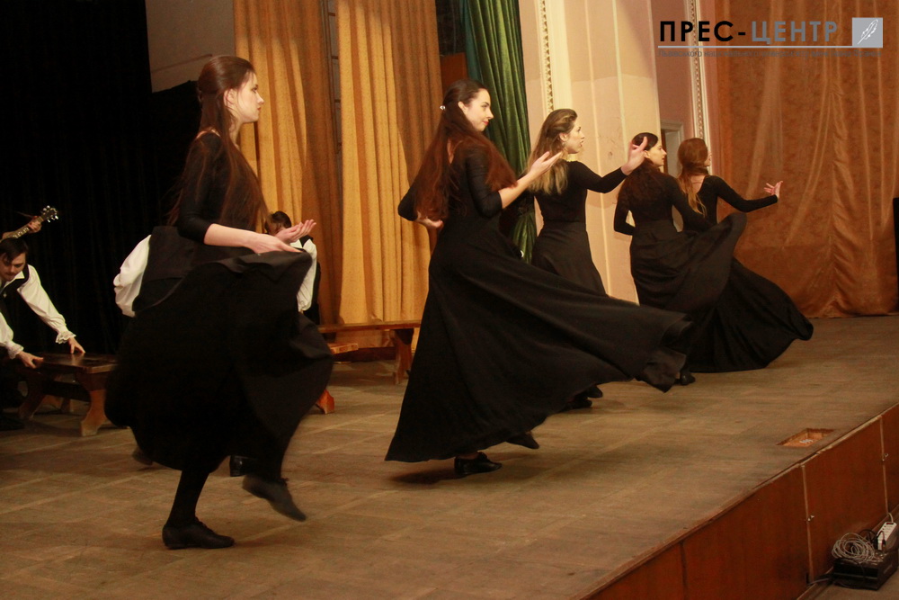 З нагоди Міжнародного дня театру студенти факультету культури і мистецтв презентували виставу «Дон Кіхот»