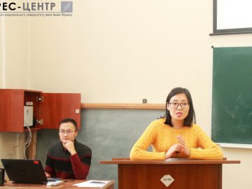 У Львівському університеті започаткували конкурс із китайської каліграфії
