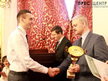 У Львівському університеті визначили переможців бізнес-турніру «Лідер ринку-2016»