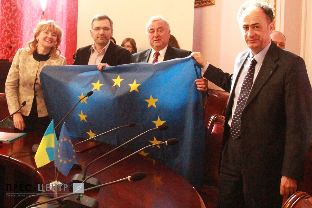 Посол Європейського Союзу в Україні зустрівся зі студентами Львівського університету