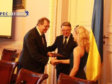 Учасники спільної програми Львівського та Вюрцбурзького університетів отримали сертифікати