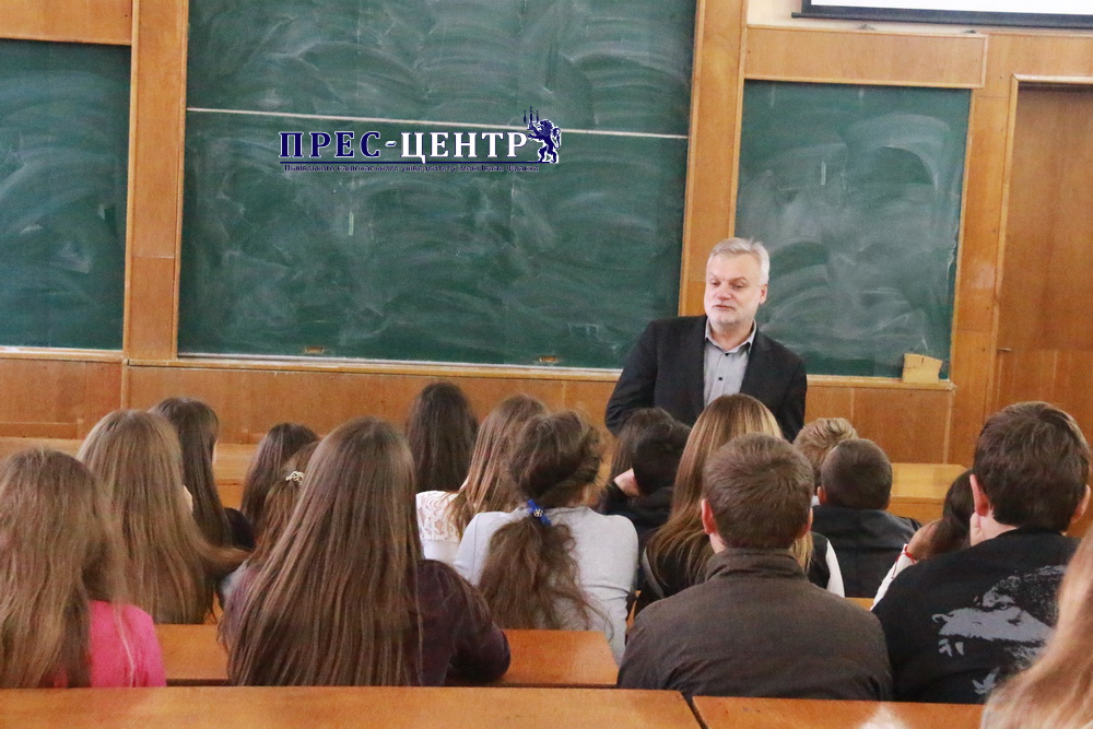 Школярі Турки завітали до Львівського університету