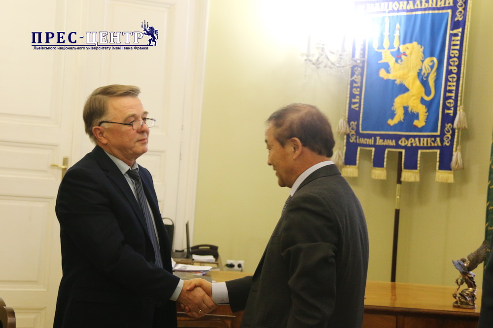 Посольство Республіки Корея в Україні ініціює співпрацю з Львівським університетом