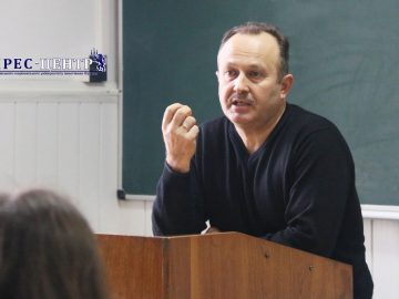 Суддя Сергій Гирич прочитав лекцію студентам факультету журналістики