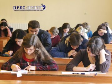 Студенти Університету взяли участь у I етапі XVIIІ Міжнародного конкурсу з української мови імені Петра Яцика