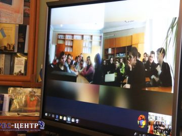 Представники Університету провели інтернет-діалог з учнями Львівщини та Волині