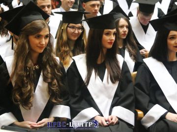 Випускники юридичного факультету отримали дипломи про вищу освіту