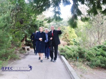 Міністр освіти Лілія Гриневич відвідала ботанічний сад університету