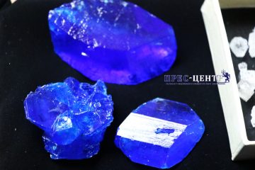 2019-05-18-crystals-004
