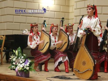 Відбувся концерт Народної капели бандуристок «Зоряниця»