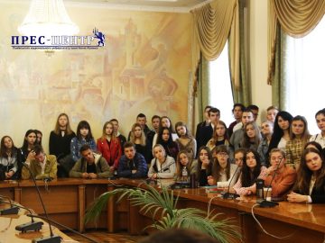 Студенти факультету міжнародних відносин поспілкувалися із Надзвичайним і Повноважним Послом Великої Британії в Україні Меліндою Сіммонз