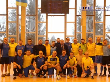 Збірна працівників Університету зіграла товариський матч із командою ветеранів «Енергія-ТЕТ»