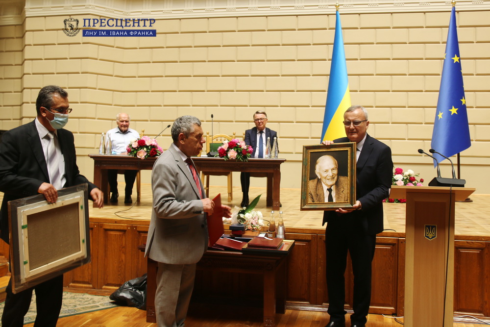 Відбулися урочистості з нагоди 50-річчя заснування Західного наукового центру НАН України та МОН України