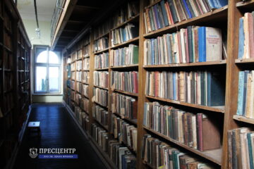 2021-09-30-library-05