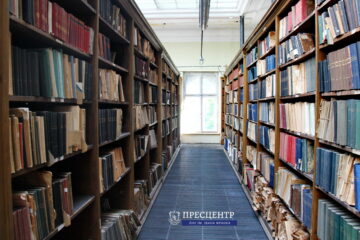 2021-09-30-library-09