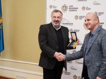 Професора Богдана Гудя нагородили Почесною відзнакою Львівської обласної ради