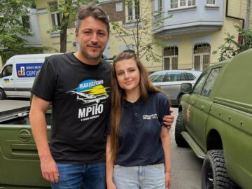 Українські студенти спільно з Благодійним Фондом Сергія Притули відправили на фронт 10 автівок