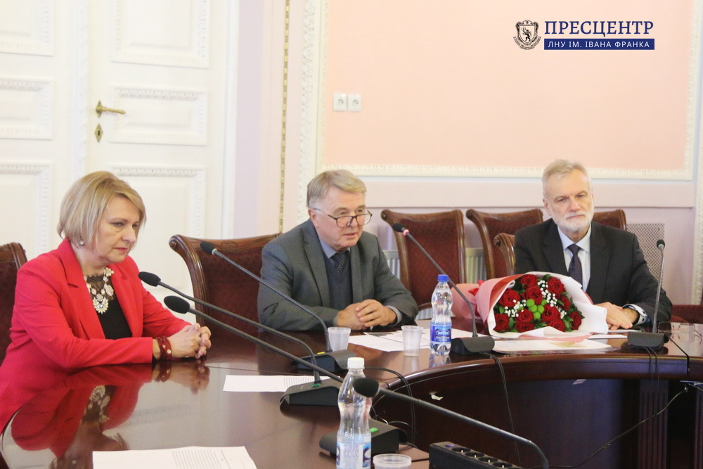 Відбулося засідання семінару «Філософія науки», присвячене аналізу рецепції української літератури в Хорватії 2022 року