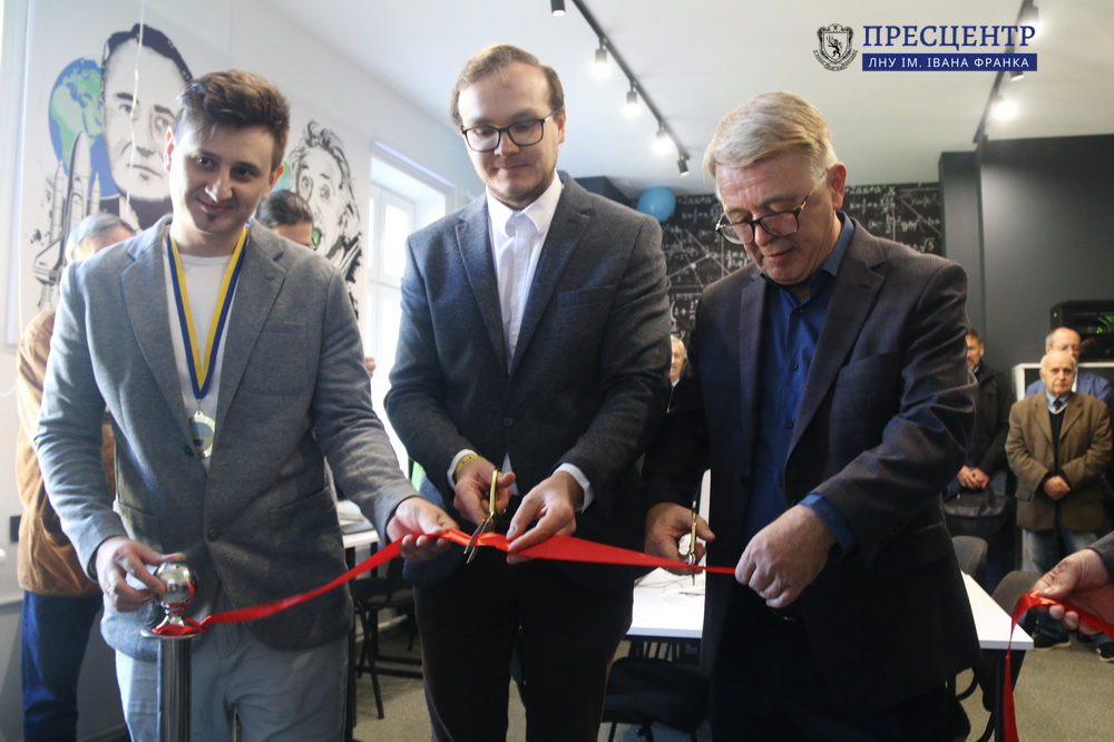 За сприяння компаній Indeema Software та Vakoms у Львівському університеті відкрили надсучасну ІоТ лабораторію