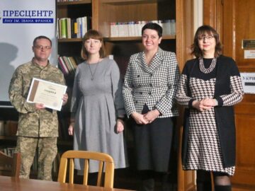 Львівська обласна рада відзначила працівників Університету, які захищають Україну на фронті