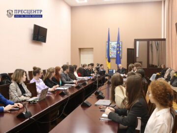 Студенти, аспіранти й молоді вчені дискутували про досвід та інновації науки в Україні