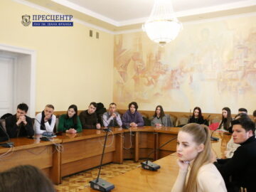 В Університеті провели круглий стіл «Сучасна ситуація в Україні: безпека, бізнес, публічне управління»