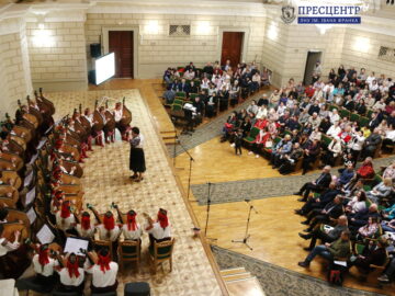 Народна капела бандуристок «Зоряниця» представила ювілейну концертну програму