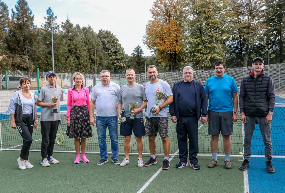 Відбувся завершальний турнір з тенісу серед викладачів
