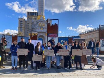 Студенти Львівського університету взяли участь в реконструкції Революції на граніті