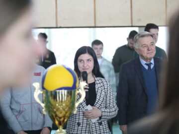 В Університеті стартував благодійний Кубок Збройних Сил України з волейболу