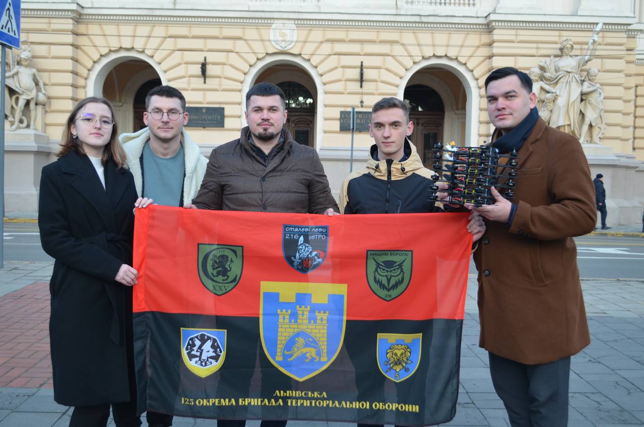 Студенти Університету передали шість дронів-камікадзе українським Захисникам