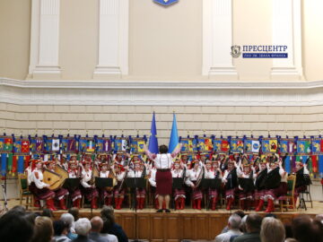 Народна капела бандуристок «Зоряниця» зібрала повний зал поціновувачів музичного мистецтва у Львівському університеті